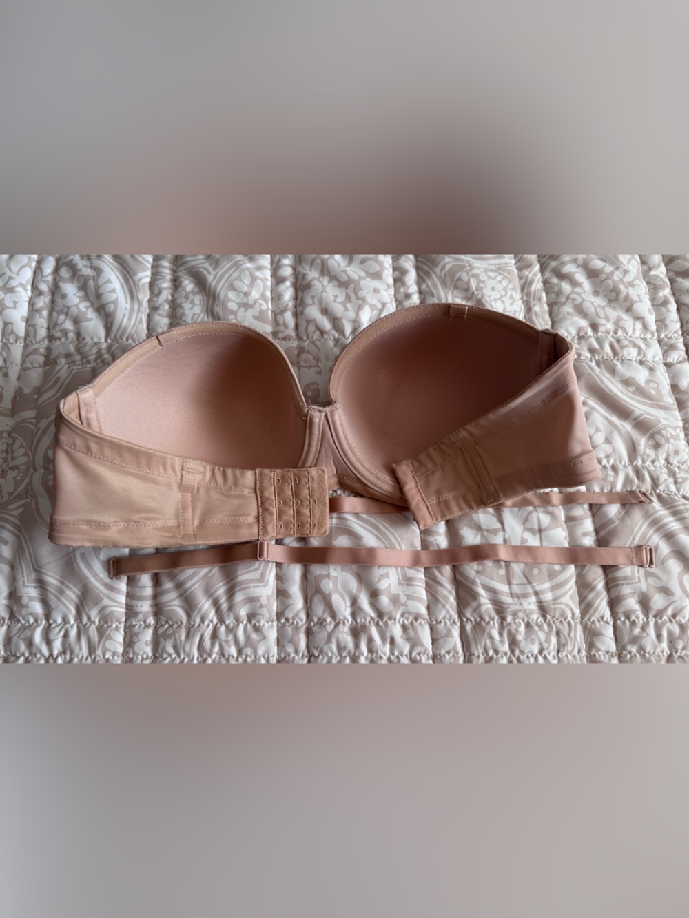 Wacoal Red Carpet Convertible Strapless Bra - Picture 5 of 9